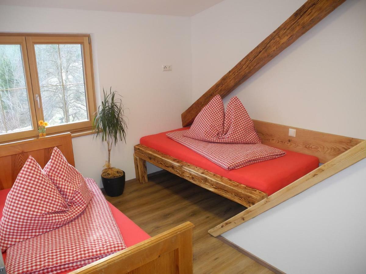 Entschleunigungshof Huberbauer Lägenhet Kotschach-Mauthen Exteriör bild